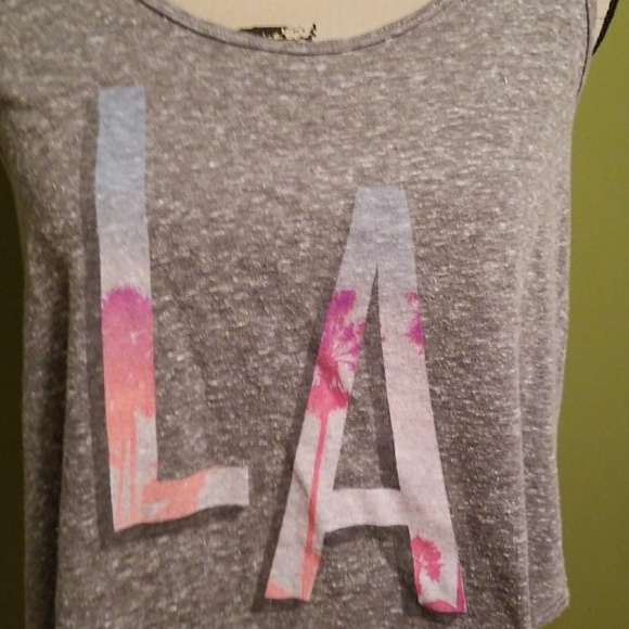 !Hollister Crop Top - Picture 3 of 5